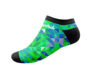 ''Neo geometric'' ankle socks